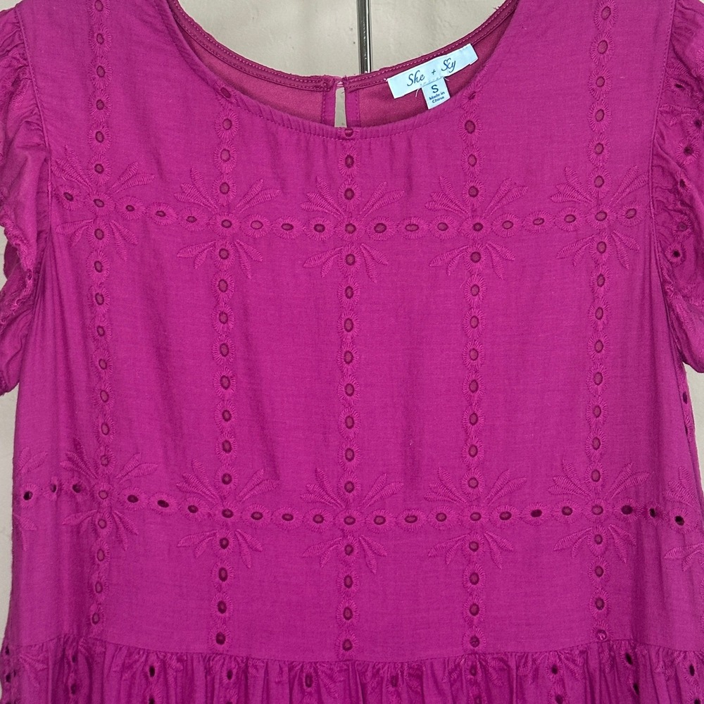 She + Sky Magenta Purple Eyelet Tiered Mini Dress Flutter Sleeve Small - Picture 3 of 7